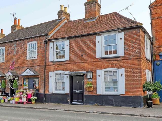 House for sale in Cookham