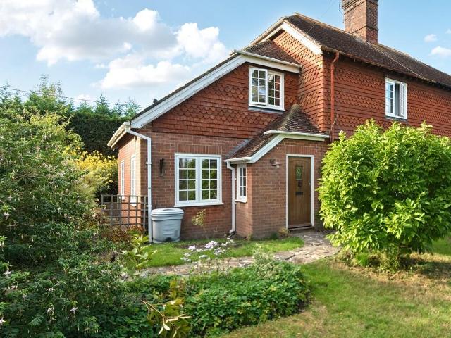 House for sale in Washington, Horsham