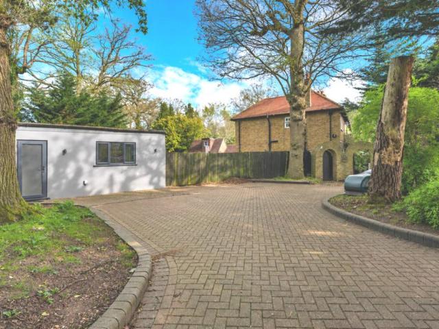 House for sale in Iver, Iver Heath