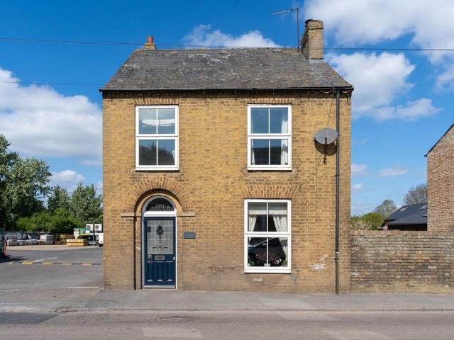House for sale in Arrington, Cambridgeshire