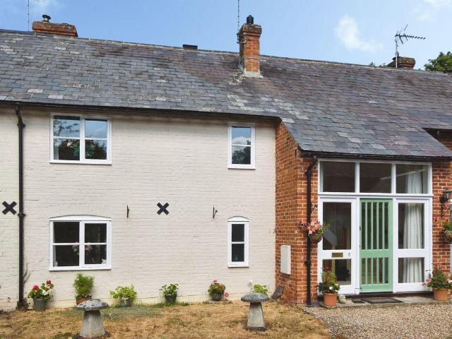 House for sale in Barton Stacey, Hampshire