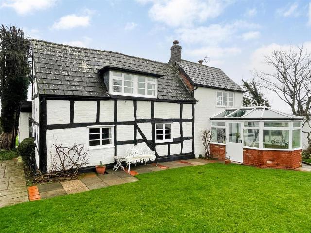 House for sale in Rushock, Worcestershire