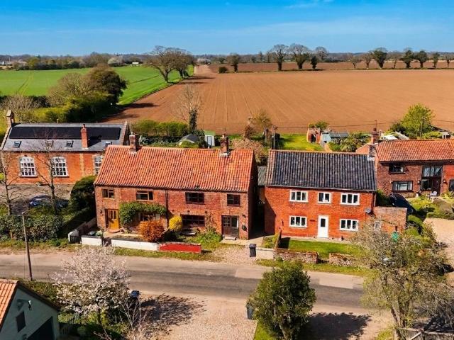 House for sale in Comers, Norfolk