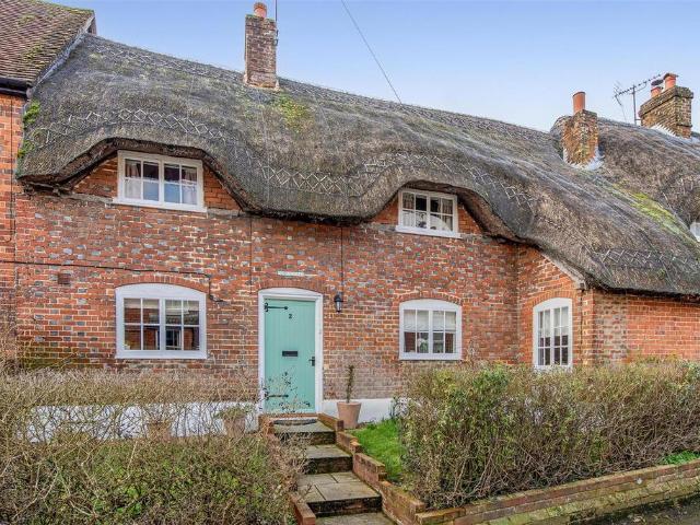 House for sale in Barton Stacey, Hampshire