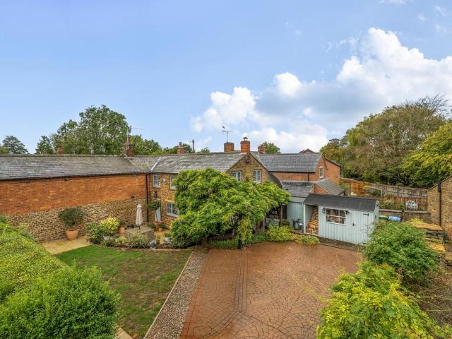 House for sale in Priors Marston, Stratford-on-Avon