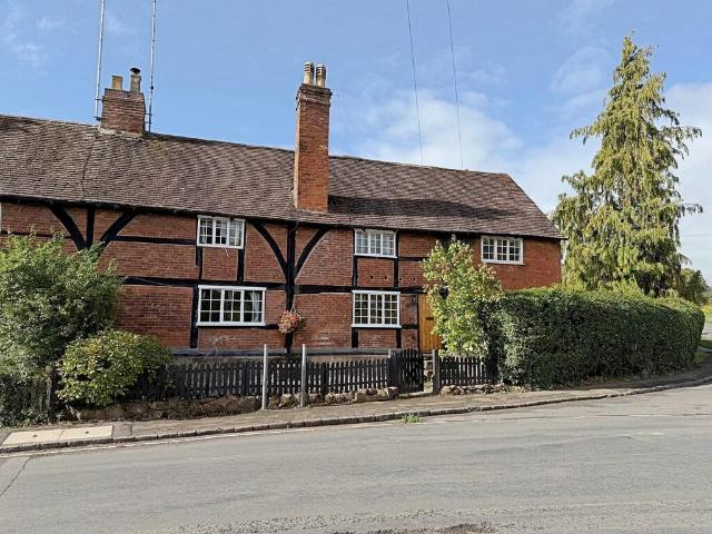 House for sale in Green Close, Warwickshire