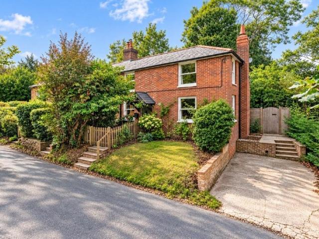 House for sale in Bardown, Rother