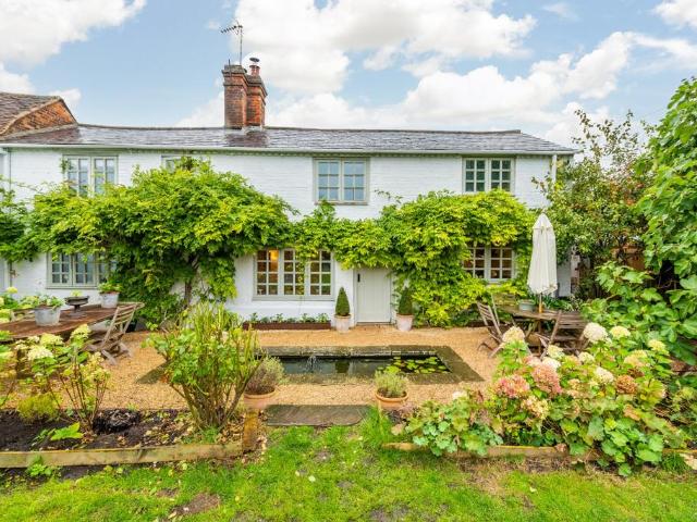 House for sale in Bierton, Buckinghamshire