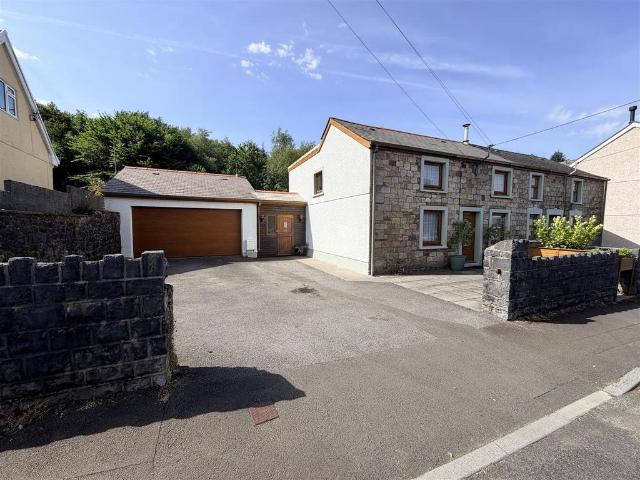 House for sale in Cwmamman, Glanaman