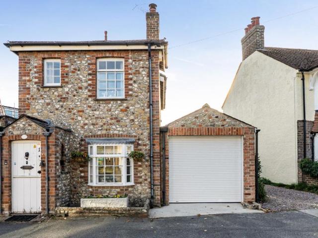 House for sale in Chichester