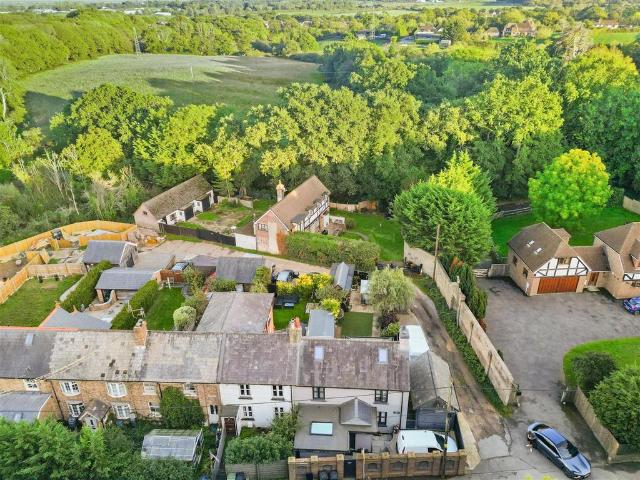 House for sale in Woodside, Wealden