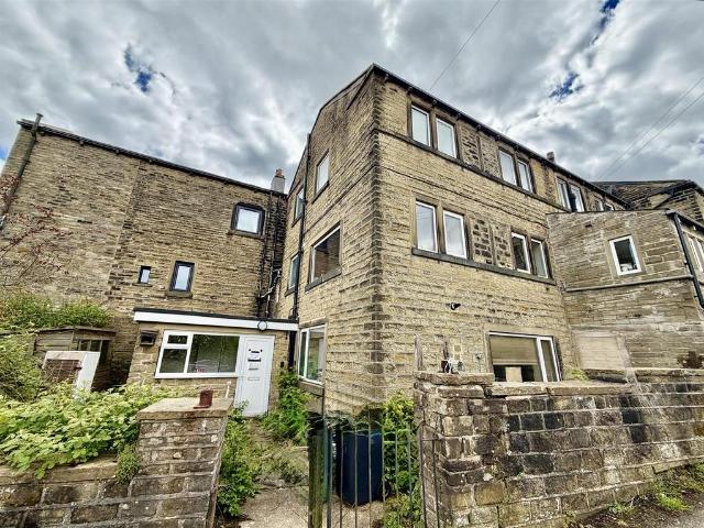 House for sale in Holme Valley, Upperthong