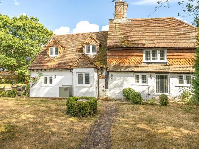 House for sale in Fole, Surrey