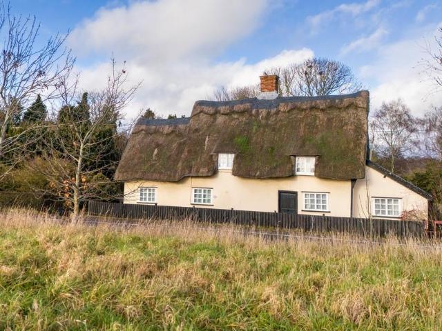 House for sale in Oakley, Bedingfield