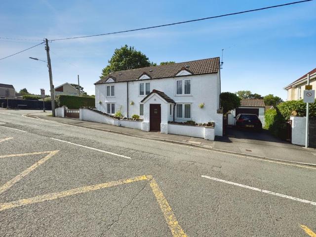 House for sale in Loughor, Wales
