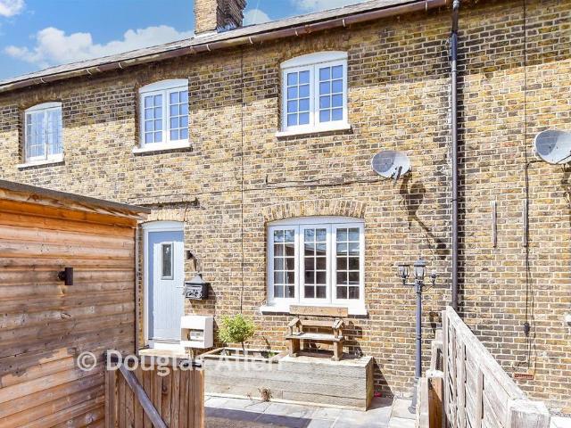 House for sale in Little Heath, Greater London