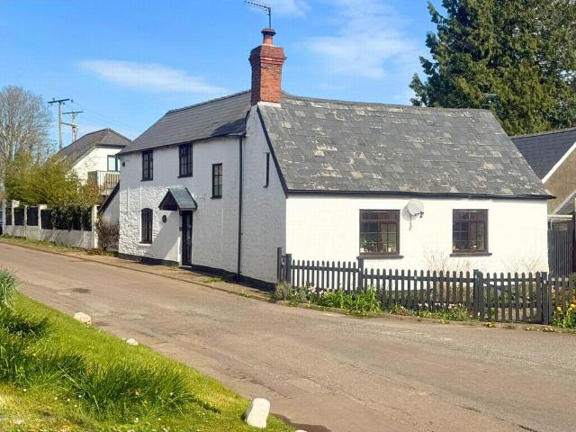 House for sale in Mitchel Troy, Dingestow
