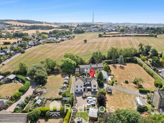 House for sale in Kirkburton, West Yorkshire