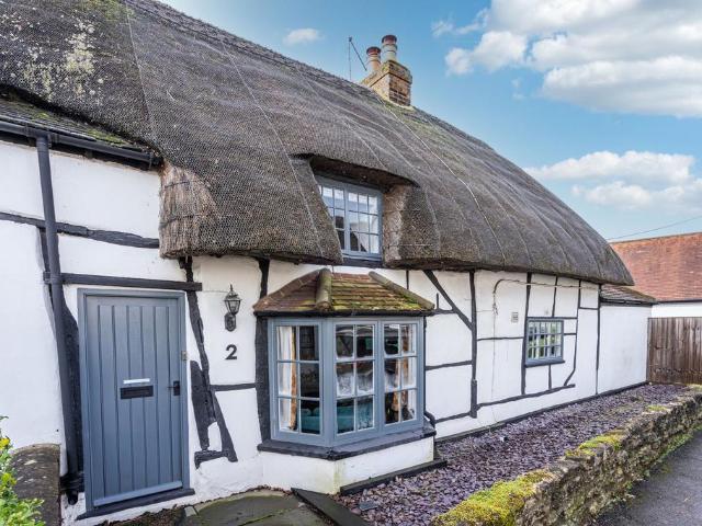 House for sale in Quainton