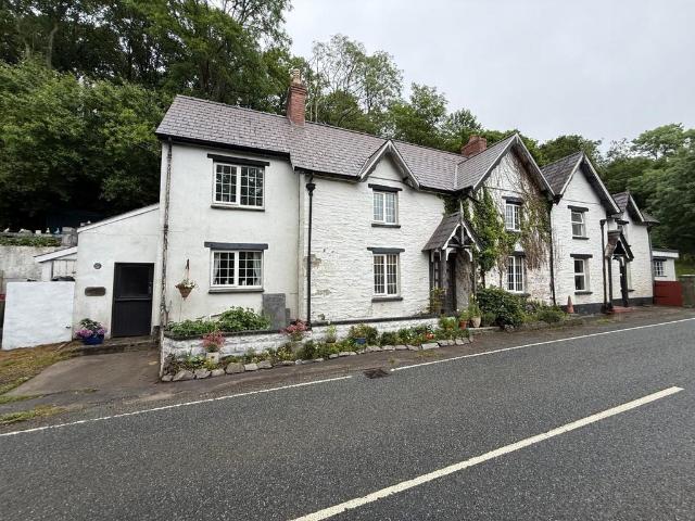 House for sale in Wales