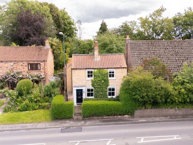 House for sale in Stamford Bridge, East Riding Of Yorkshire