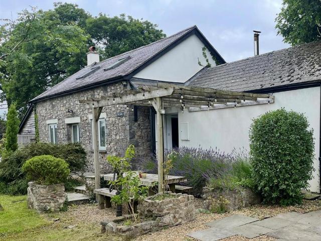 House for sale in Lampeter Velfrey, Ludchurch