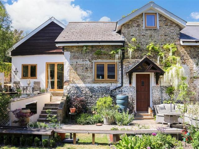House for sale in Acol, Kent