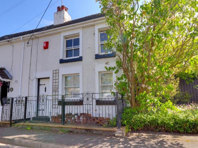 House for sale in Salt, Baswich