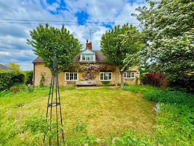 House for sale in Barholm, Lincolnshire