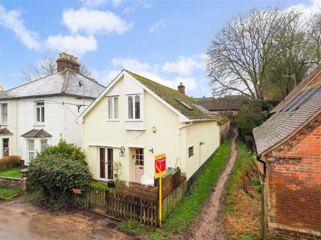 House for sale in Barton Stacey, Hampshire