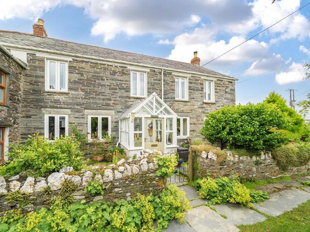 House for sale in Delabole, Cornwall