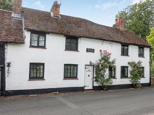 House for sale in Waltham St Lawrence