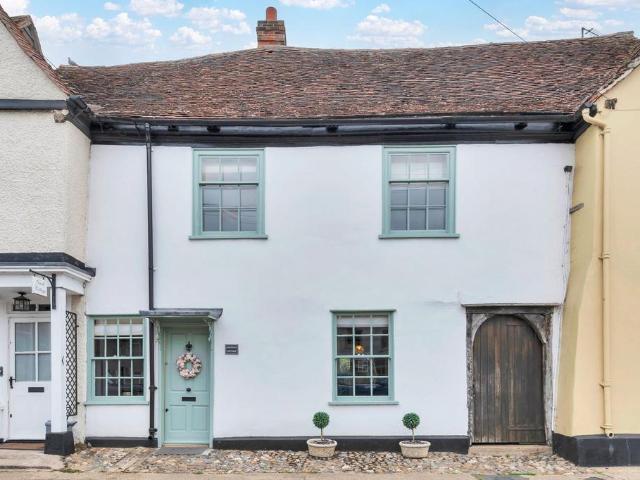 House for sale in Chelmondiston, Suffolk
