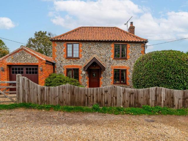 House for sale in Roughton, Comers