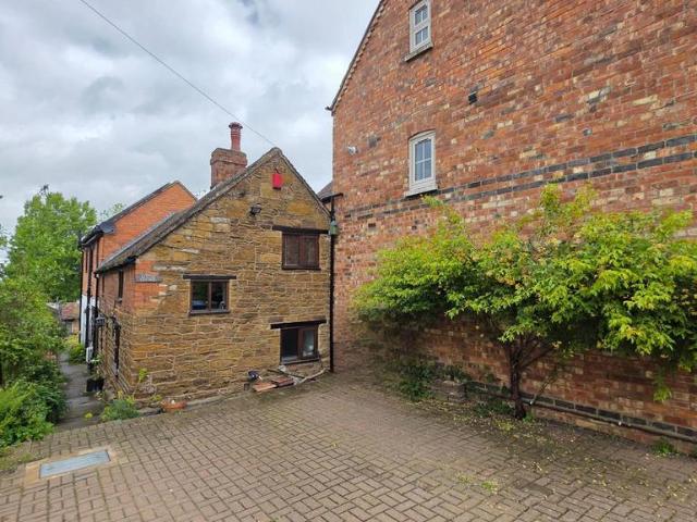 House for sale in Napton on the Hill, Stratford-on-Avon