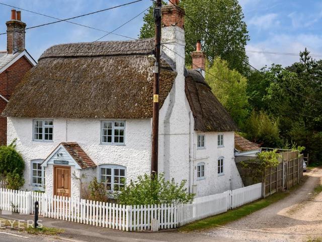 House for sale in Ringwood, Ashurst Bridge