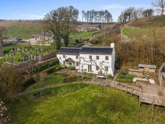 House for sale in Llanmadoc, Wales