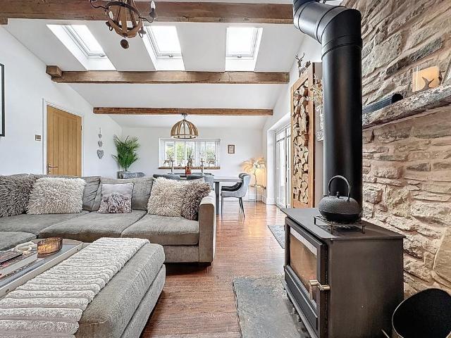 House for sale in Blacksnape