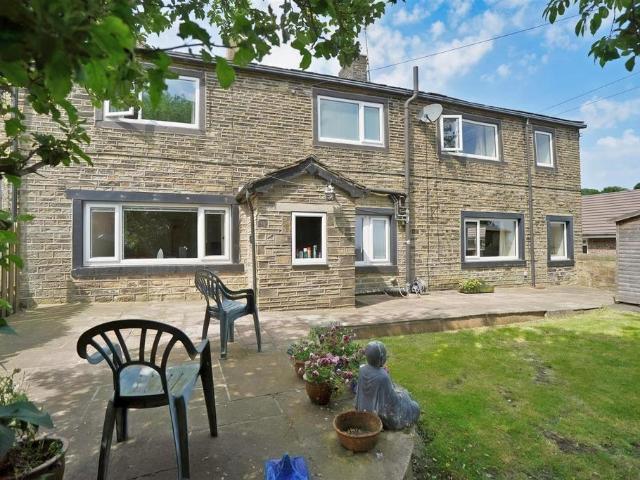 House for sale in Stainland & District, Sowood