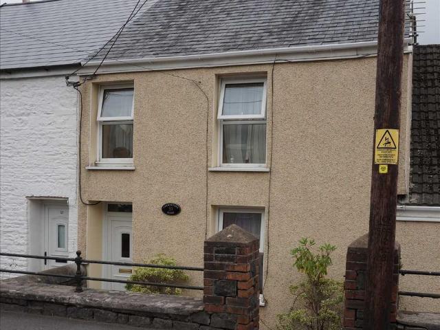 House for sale in Llannon, Cefneithin