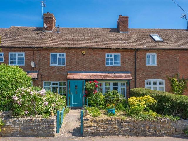 House for sale in Crookhill, Worcestershire