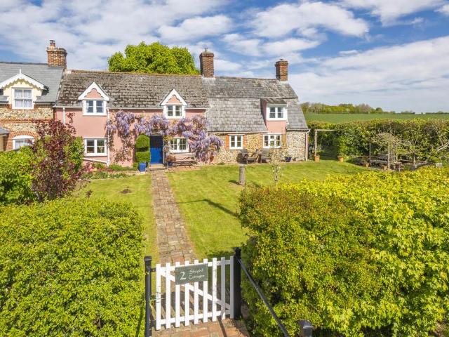 House for sale in Chelmondiston, Suffolk