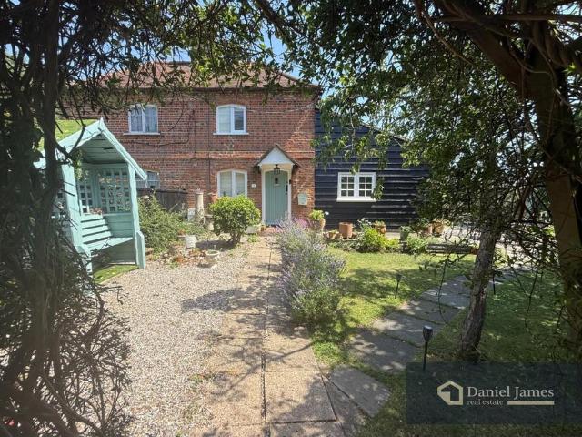 House for sale in Greater London