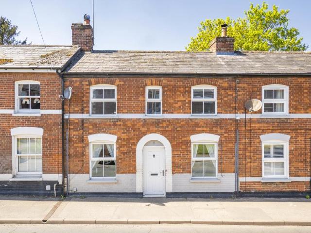 House for sale in Chelmondiston, Suffolk