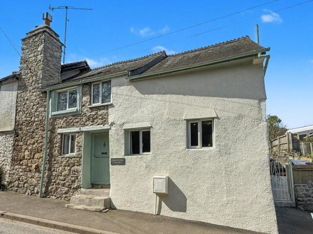 House for sale in Strode, Devon
