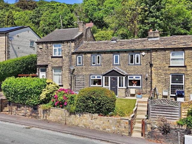 House for sale in Cowcliffe, Huddersfield