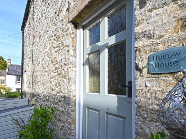 House for sale in Froggatt, East Midlands