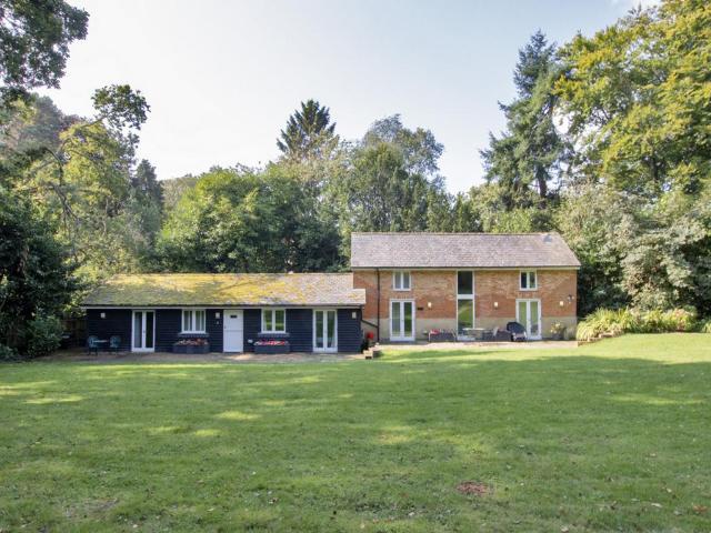 House for sale in Chalksole, Ash