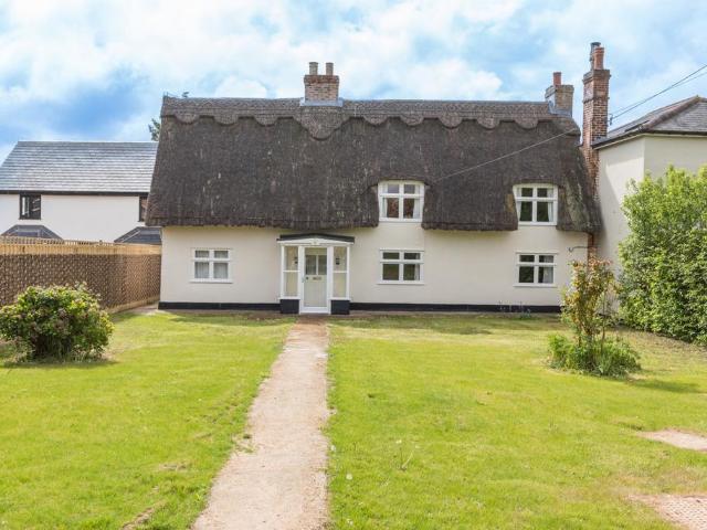 House for sale in Chelmondiston, Suffolk