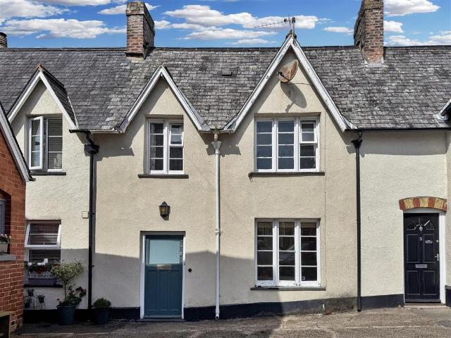 House for sale in Pilton, Kentisbury